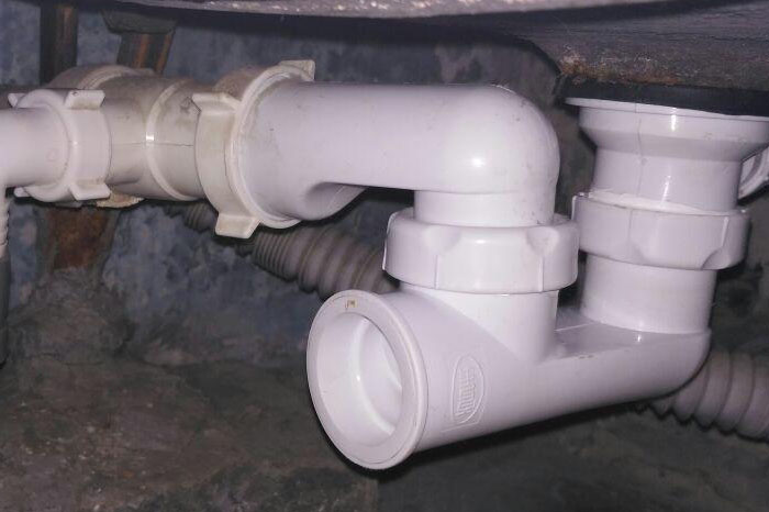 iletişim Tuvalet Lavabo Açma Usta Sıhhi Tesisatçı